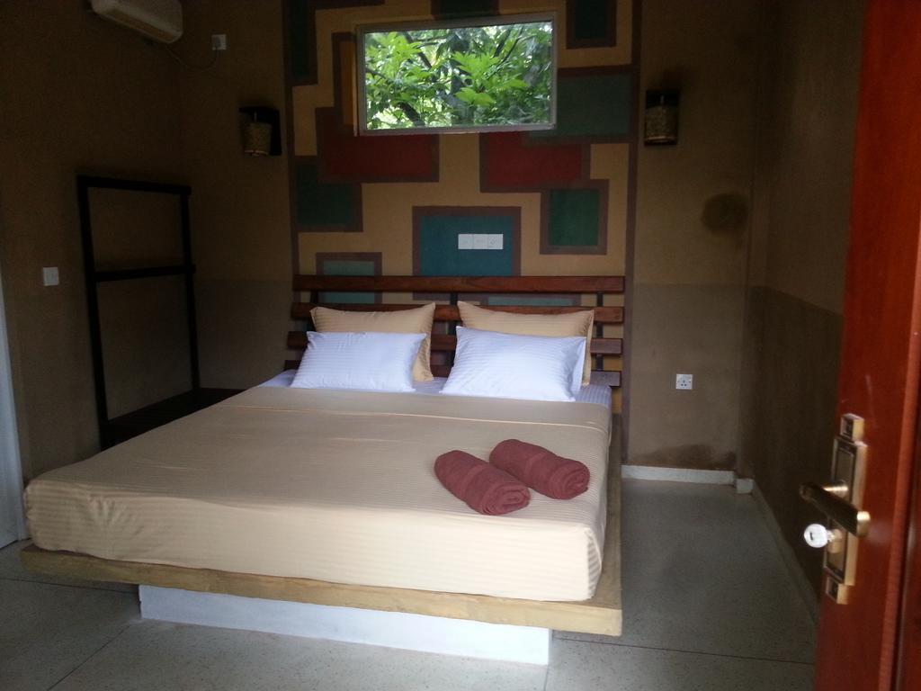 Eco Square Resort Mirissa Room photo