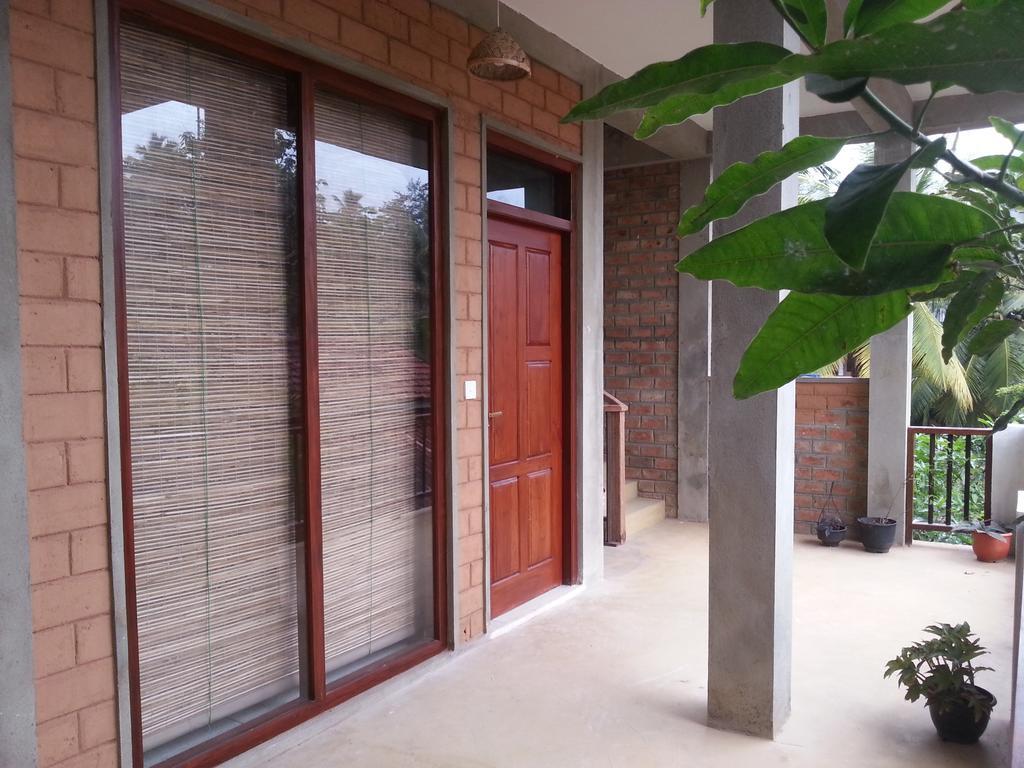 Eco Square Resort Mirissa Room photo