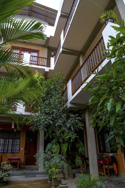 Eco Square Resort Mirissa Exterior photo